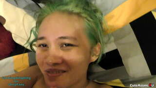 Pušenje iz prvog lica i Obožava da Sperma na licu!