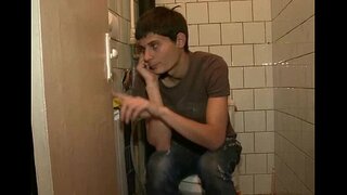 Таа игра со голема дик на lad