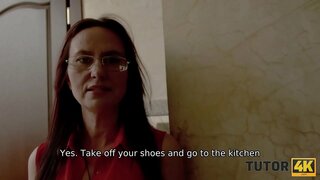 TUTOR4K. Хлопчик не знає всіх секс-трюків, але повинен задовольнити вчителя